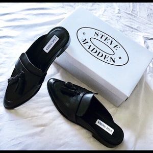 Steve Madden Pointed Toe Mules With Tassels